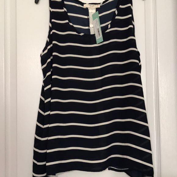 Le Lis Tops - Le Lis tank by Stitch Fix size Large